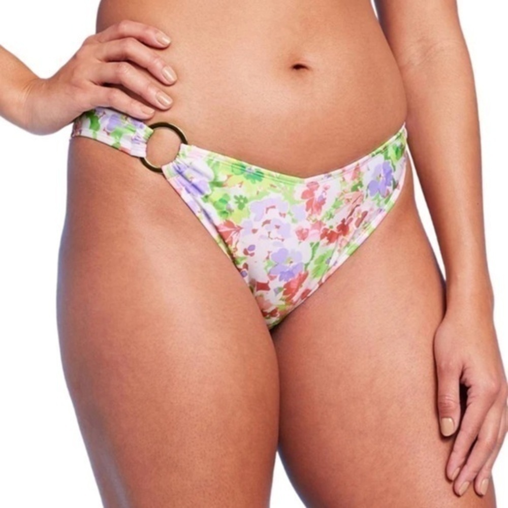 NWOT Shade & Shore Floral Bikini Bottom Medium Pink Green Red Cheeky Low Rise